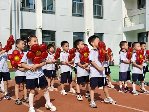锦程幼儿园：致敬引路人，温暖伴童心——无锡市锦程幼儿园教师节活动 