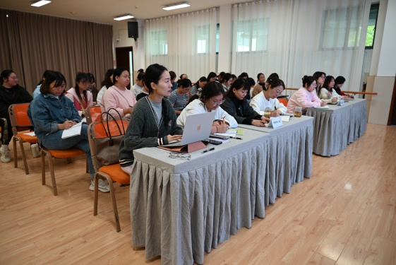 82f012c2df754165971fb1f680e7fd32.jpg 82f012c2df754165971fb1f680e7fd32.jpg