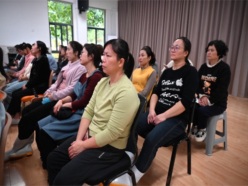 e3333d912e424a688c2e4b26b0b39071.jpg e3333d912e424a688c2e4b26b0b39071.jpg