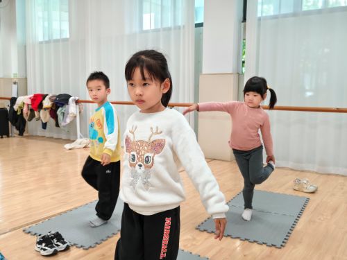 82c9e0df9e614f7490c6f66da83565ad.jpg 82c9e0df9e614f7490c6f66da83565ad.jpg