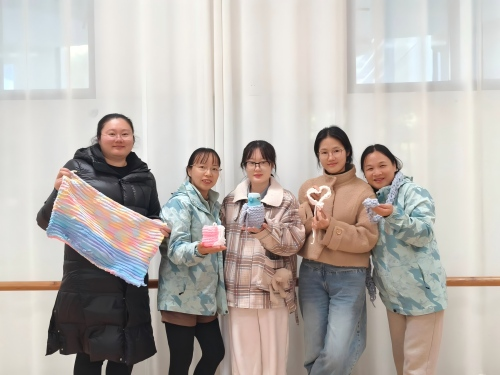 ee40cecc519c4137baa71ab08d74efb9.png ee40cecc519c4137baa71ab08d74efb9.png