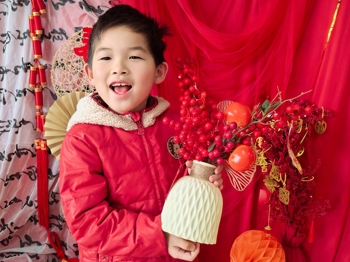 喜气洋洋迎元旦