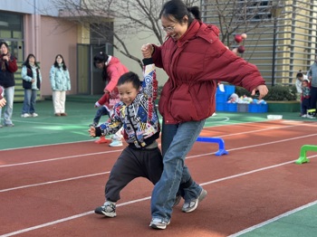 亲子运动乐悠悠