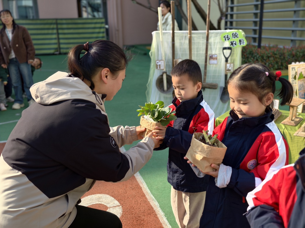 03977c70d4bb4acd9f669538f3e80506.jpg 03977c70d4bb4acd9f669538f3e80506.jpg